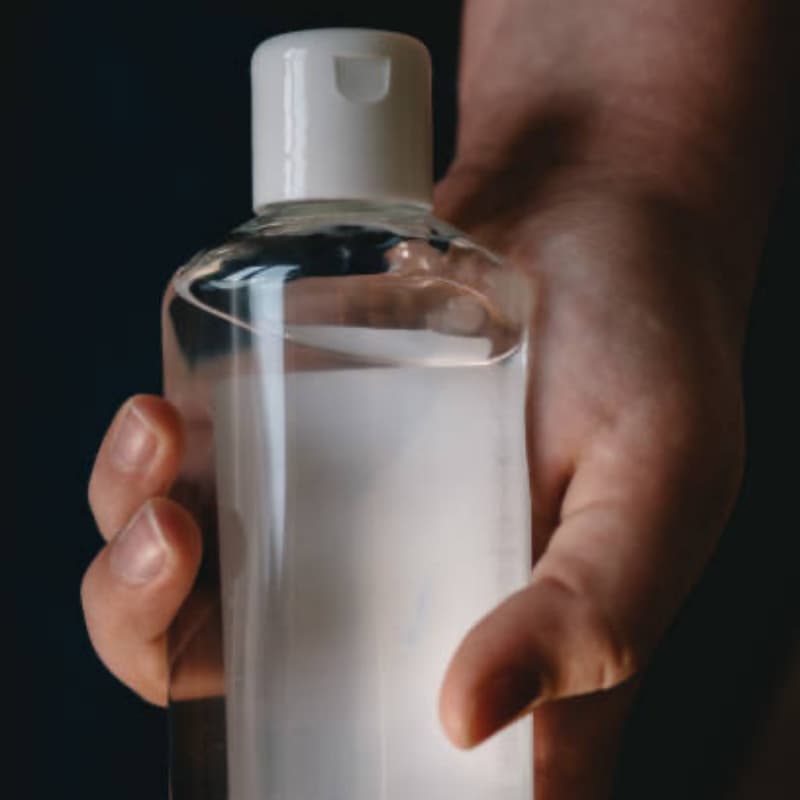 Natural eucalyptus oil insect repellent